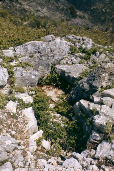 dolmen de serre dinguille 1974